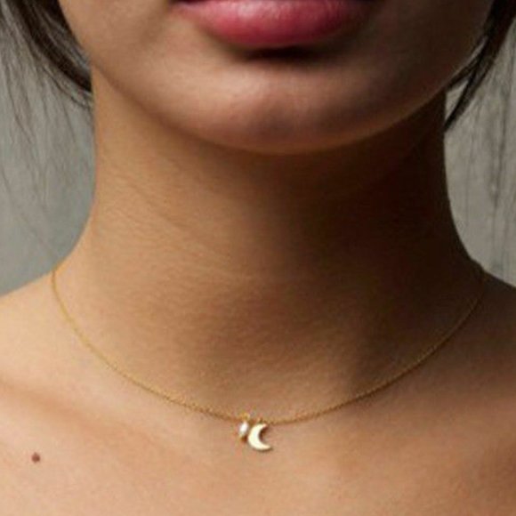 NWOT Dainty Moon Pearl Charm Necklace - Picture 5 of 6